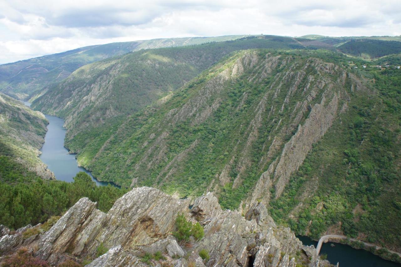 شقة O Muino Casa Ferrador Ribeira Sacra Barantes المظهر الخارجي الصورة